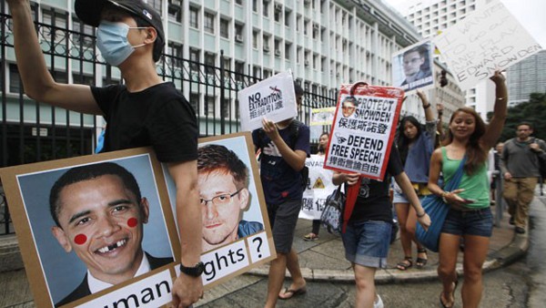 Obama, tu crains : Snowden est un vrai patriote !