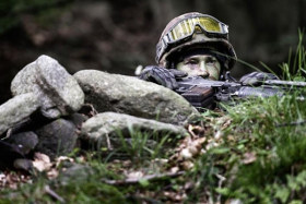 L’armée suisse simule l’attaque d’une France surendettée (Le Matin)