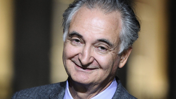 Loi de programmation militaire : Jacques Attali juge « ahurissant » l&rsquo;article 20 (01net)
