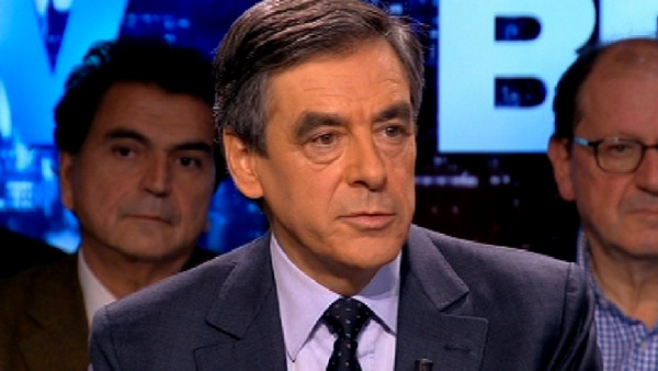 François Fillon : Israël menace la paix mondiale en retardant la création d&rsquo;un Etat Palestinien