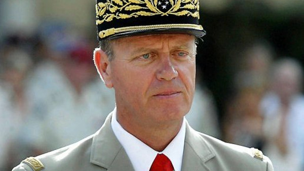 Un général français dénonce la manipulation dans l&rsquo;affaire des attentats de Paris (Algérie Patriotique)