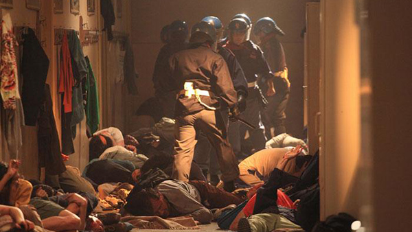 L&rsquo;Italie condamnée par la CEDH pour des violences policières lors du G8 de Gênes en 2001 (Le Monde)