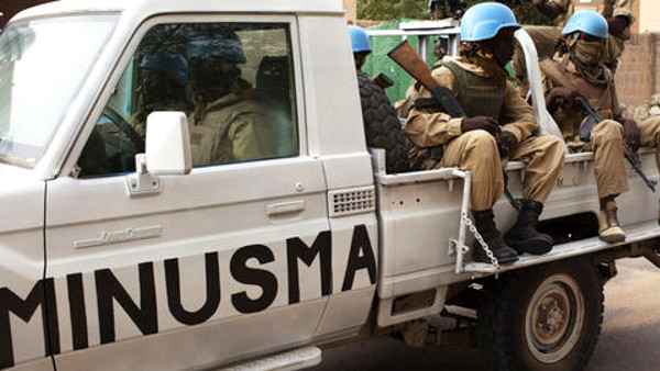 Des casques bleus reconnus responsables de la mort de manifestants au Mali (Le Monde)