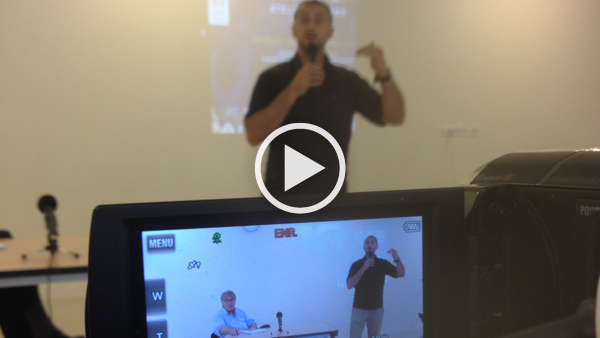 Hakim, citoyen engagé, organise ateliers constituants et conférences… entretien