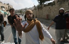 A Hébron, on n&rsquo;arrête pas les juifs le samedi (Shabbat oblige), même quand ils agressent des palestiniens (972mag)