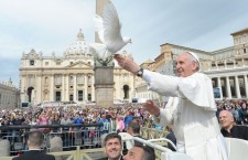 Le Pape dénonce « le fétichisme de l&rsquo;argent » (Le Figaro)