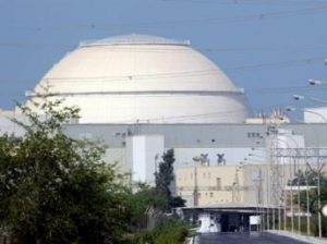 Un agent du Mossad affirme avoir participé à la construction d’une centrale nucléaire iranienne en 1974 (Slate)