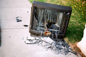 broken-tv-300