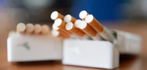 cash-investigation-industrie-tabac-300